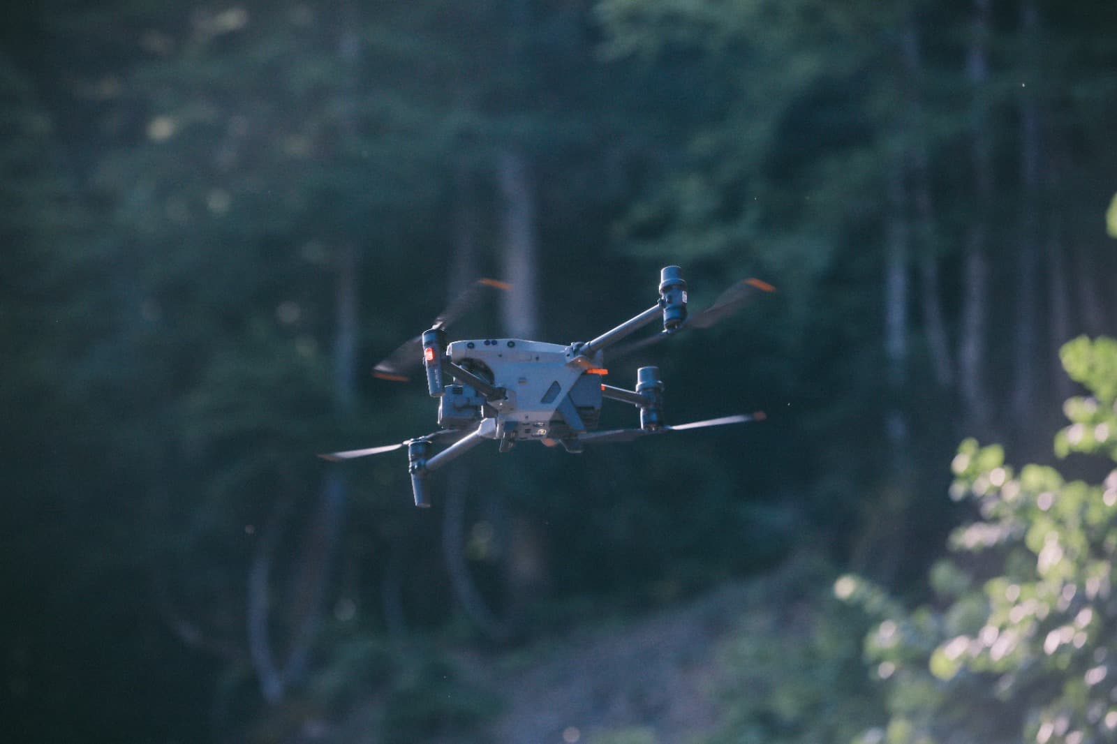 Frontnews image description