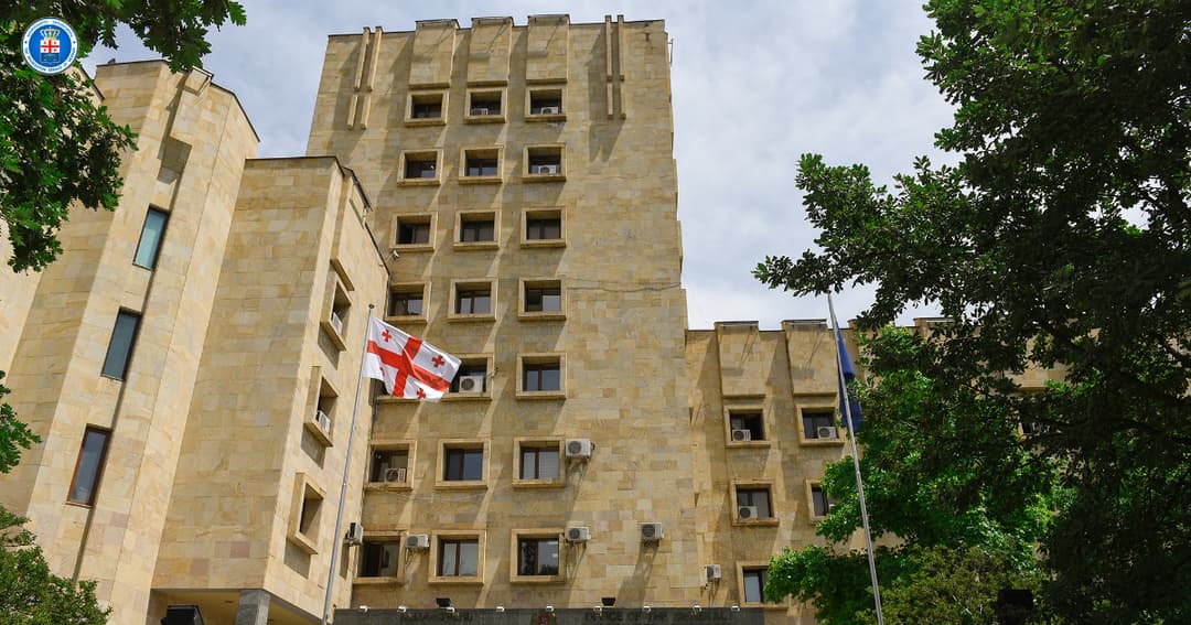 ლენტეხის მუნიციპალიტეტის მერიის შენობაზე თავდასხმის ფაქტზე ბრალდებულს თავისუფლების 5 წლით აღკვეთა მიესაჯა