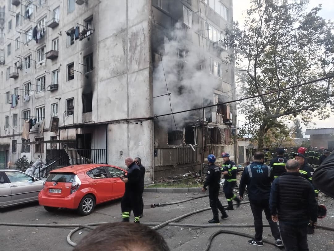 ისნის გამგეობამ აფეთქების შედეგად დაზარალებული ოჯახები დროებით სასტუმროში გადაიყვანა