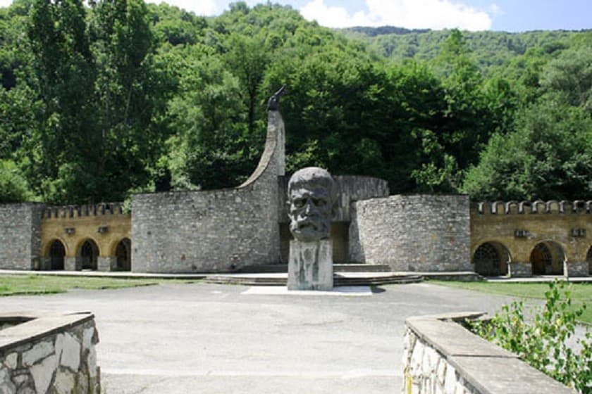 Frontnews image description