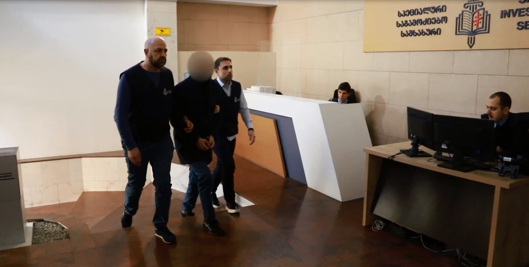 Frontnews image description