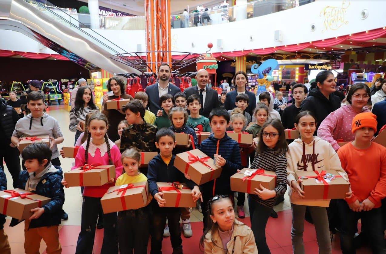 Frontnews image description