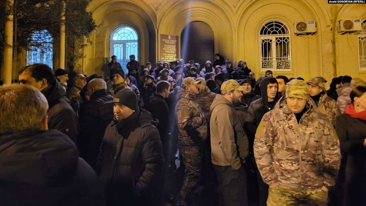 Frontnews image description