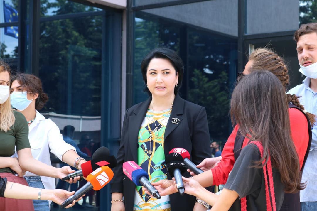 ეკა ბესელია – არ მაქვს შურისძიების გრძნობა ციხეში მყოფი, მოშიმშილე სააკაშვილის მიმართ!