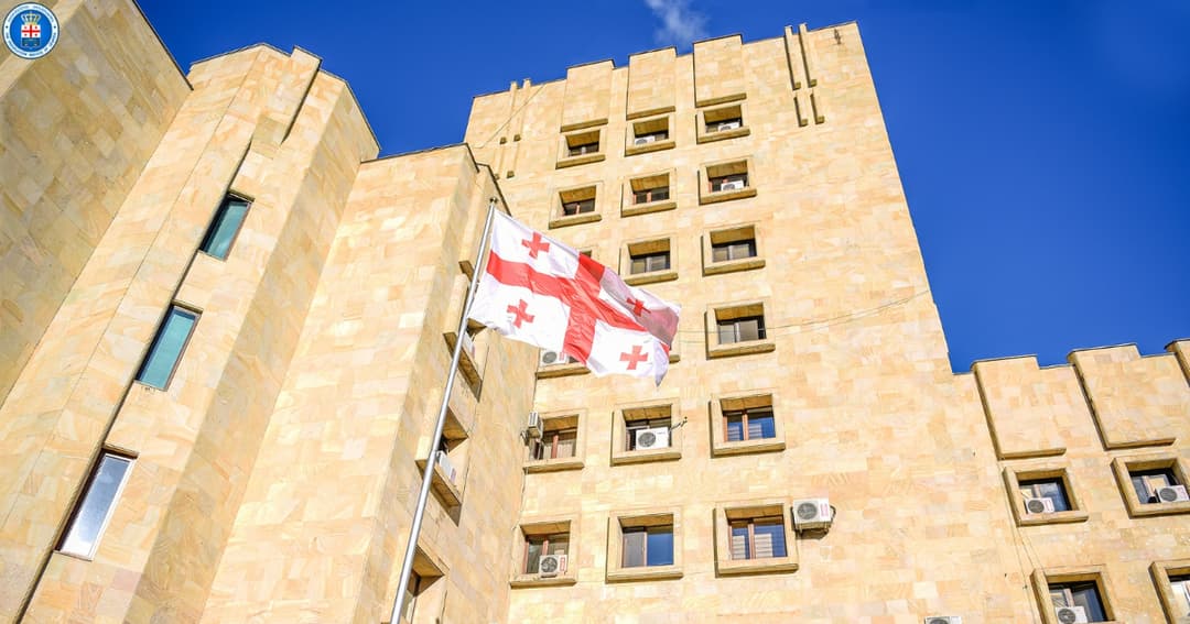 დამამძიმებელ გარემოებაში განზრახ მკვლელობის მცდელობის ფაქტზე ბრალდებულს თავისუფლების 19 წლით აღკვეთა მიესაჯა