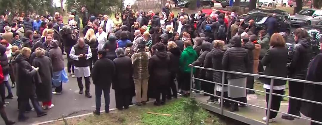 Medical workers rally against planned demolition of Republican Hospital