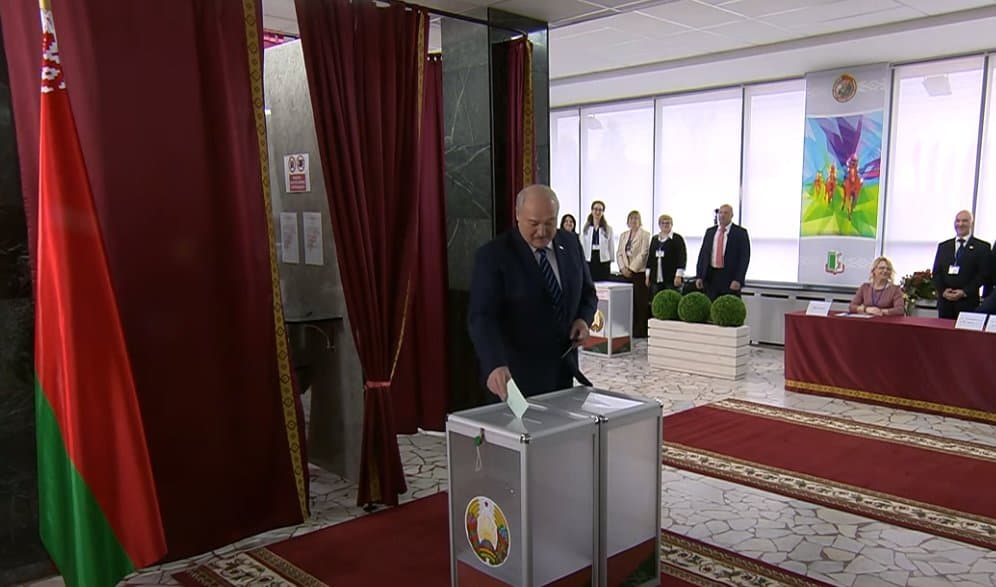 ლუკაშენკო – საპრეზიდენტო არჩევნებში მონაწილეობას კვლავ მივიღებ, ხელისუფლებას არავინ არავის აჩუქებს