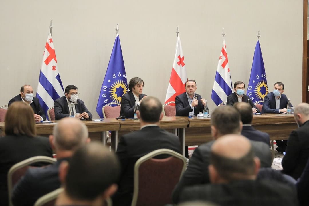 ირაკლი ღარიბაშვილმა და ირაკლი კობახიძემ მორიგი შეხვედრა ბათუმში გამართეს