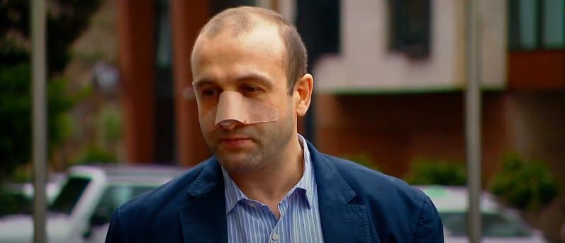 იაგო ხვიჩიას პარტიის ოფისში უცნობი მამაკაცი თავს დაესხა