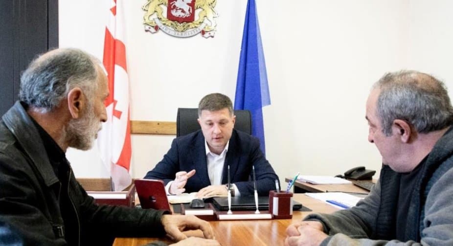 Frontnews image description