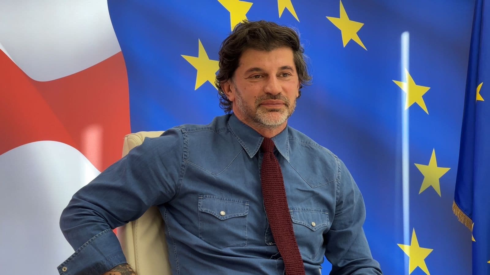 Frontnews image description