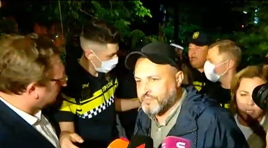 Frontnews image description