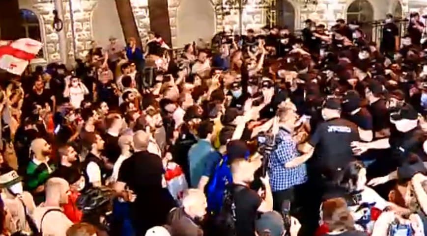 Frontnews image description