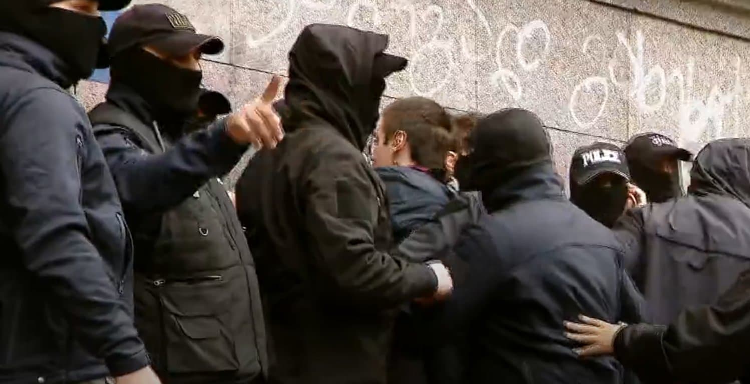 Frontnews image description