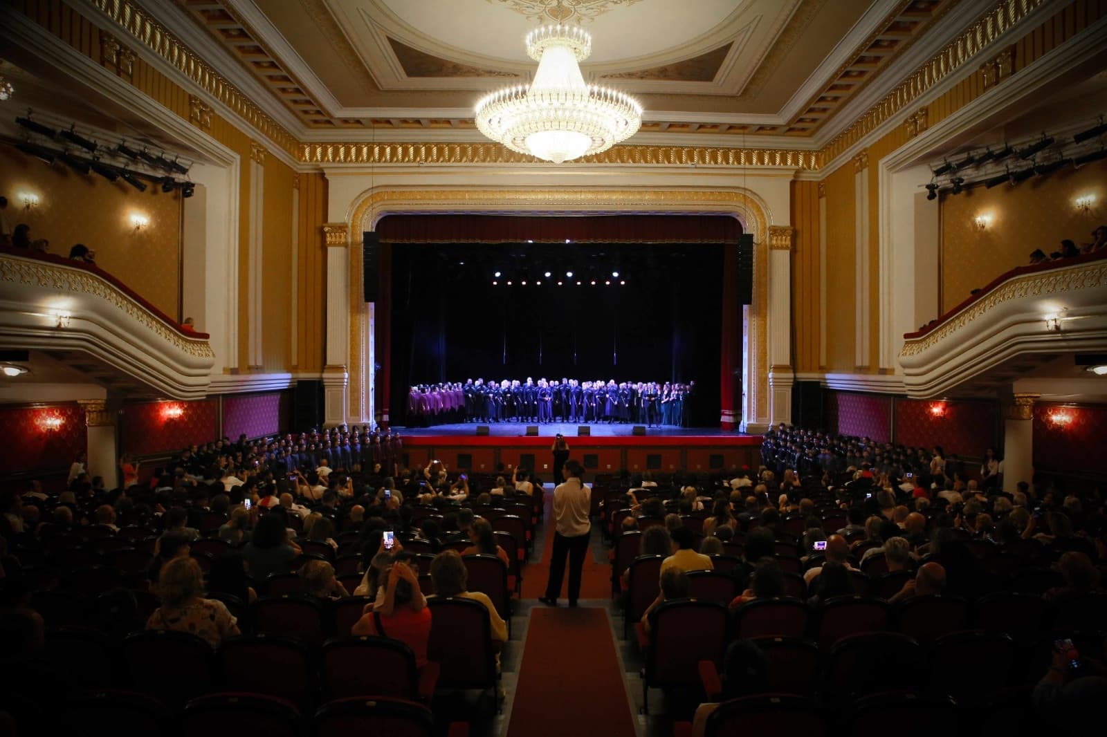 Frontnews image description