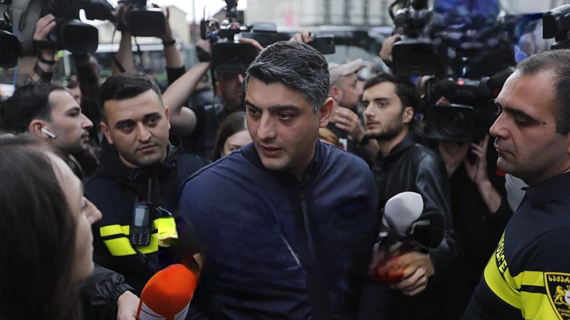 Frontnews image description