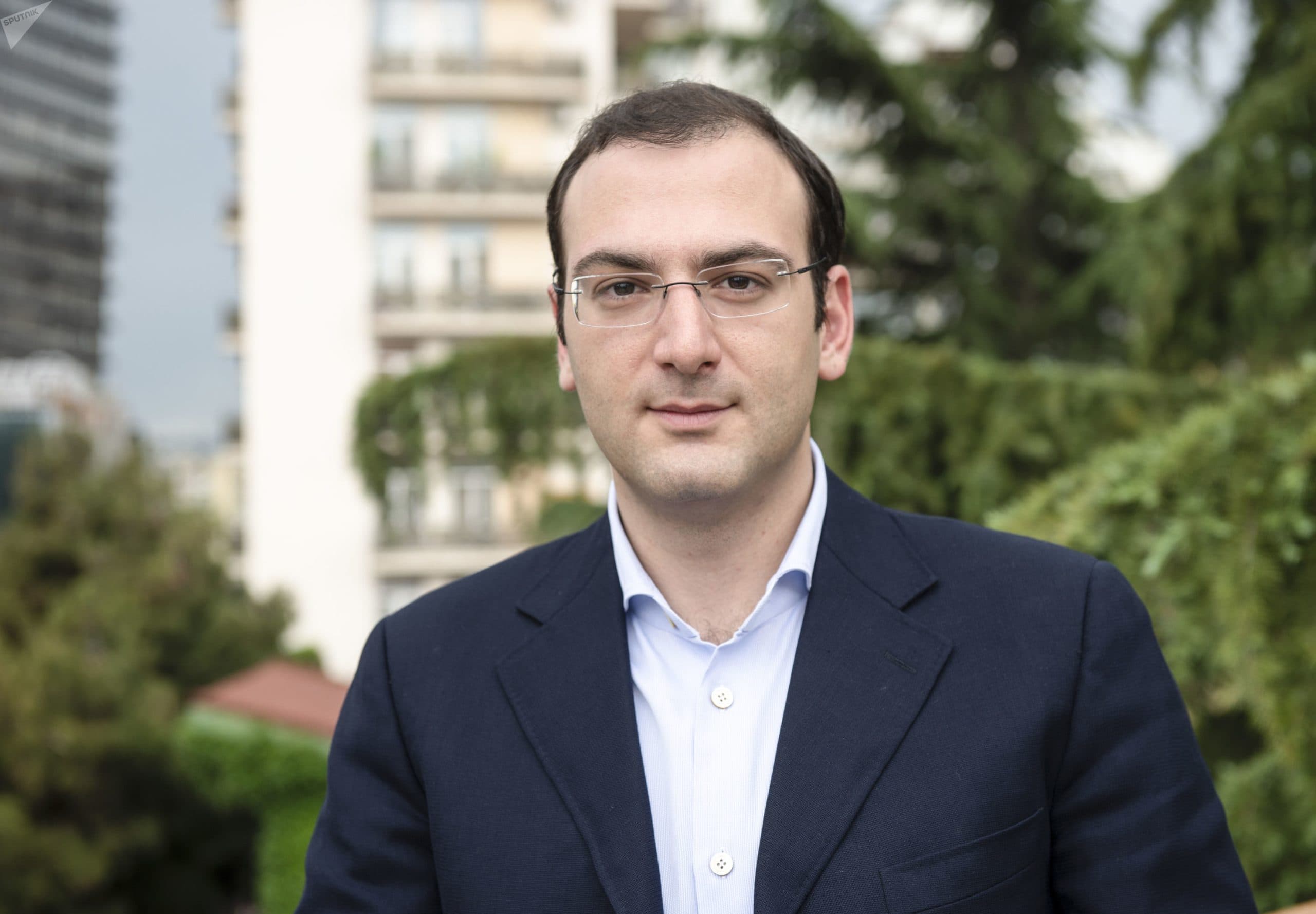 Frontnews image description