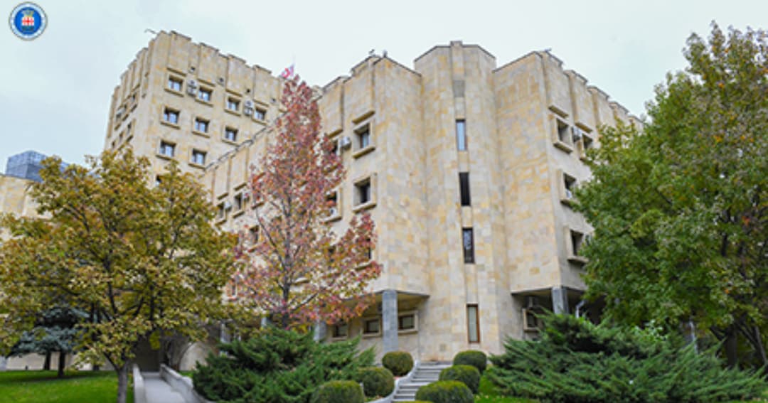 პროკურატურა – ორგანიზებული ჯგუფის წევრები 41 მოქალაქის კუთვნილ 1 054 150 ლარს თაღლითურად დაეუფლნენ