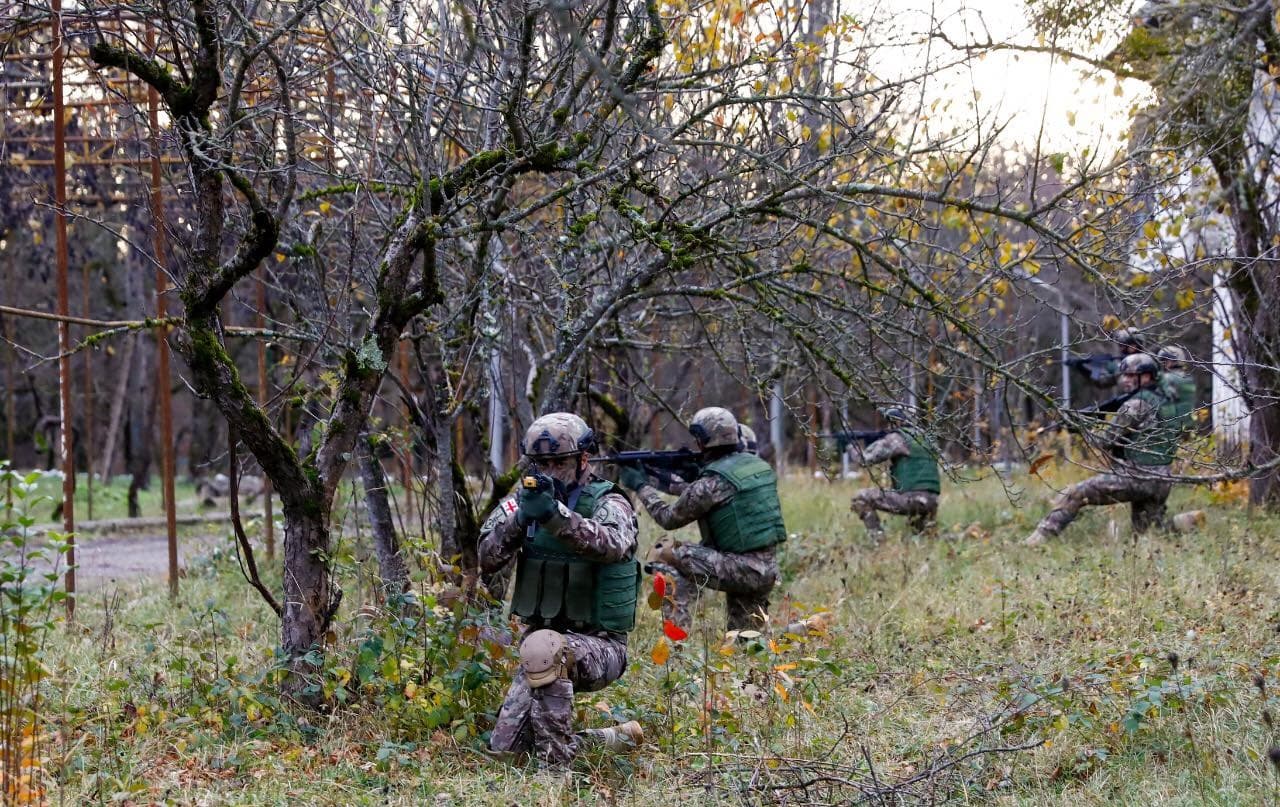 Frontnews image description