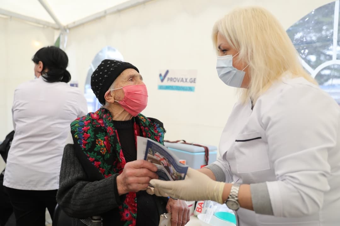 ახალქალაქსა და სამტრედიაში ვაქცინაციის წამახალისებელი პროგრამის ფარგლებში ღონისძიებები გაიმართა