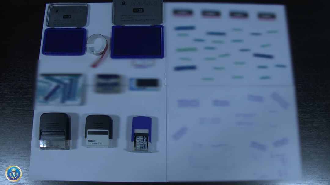 საგამოძიებო სამსახურმა კრედიტის უკანონოდ მიღების ფაქტი გამოავლინა, დაკავებულია სამი პირი