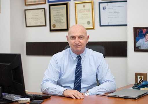 ცვლის თუ არა ვაქცინა ჩვენს დნმ-ს – სპეციალისტების განმარტება