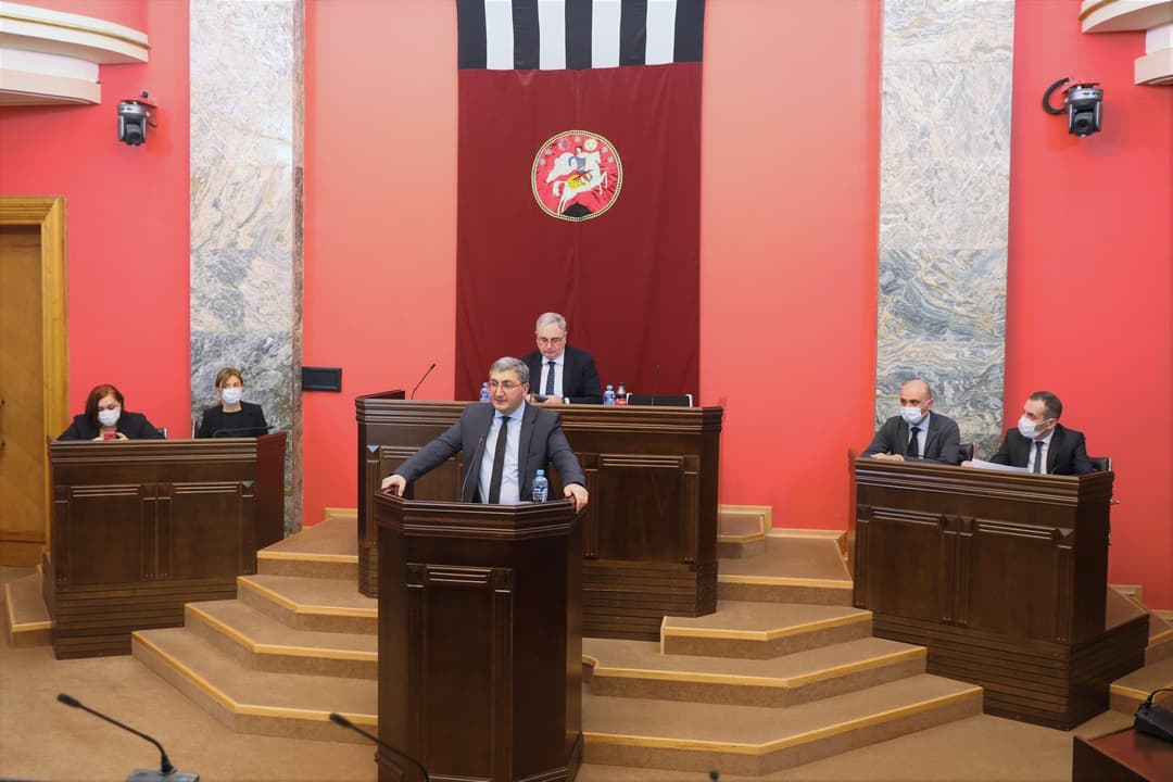 საფინანსო-საბიუჯეტო კომიტეტმა 2022 წლის სახელმწიფო ბიუჯეტის საბოლოო ვერსიას მხარი დაუჭირა
