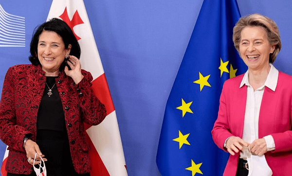 Frontnews image description