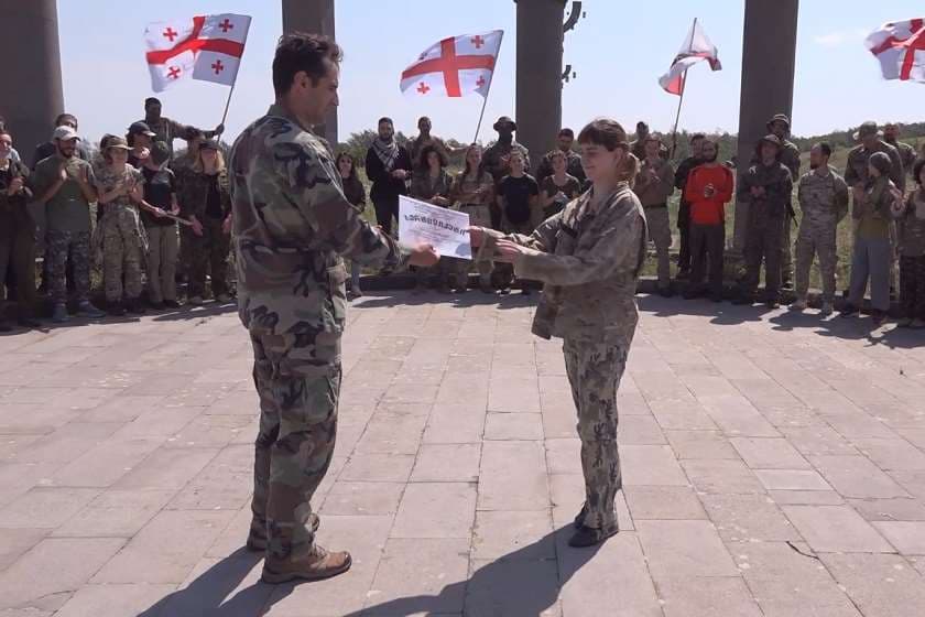 საზოგადოებრივი ორგანიზაცია „აისის“ საბაზისო სამხედრო და სალაშქრო კურსი დასრულდა