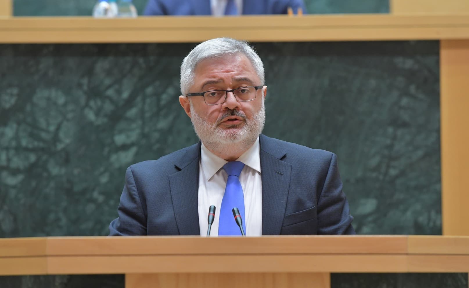 Frontnews image description