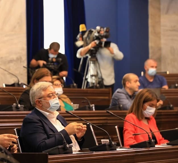 Frontnews image description