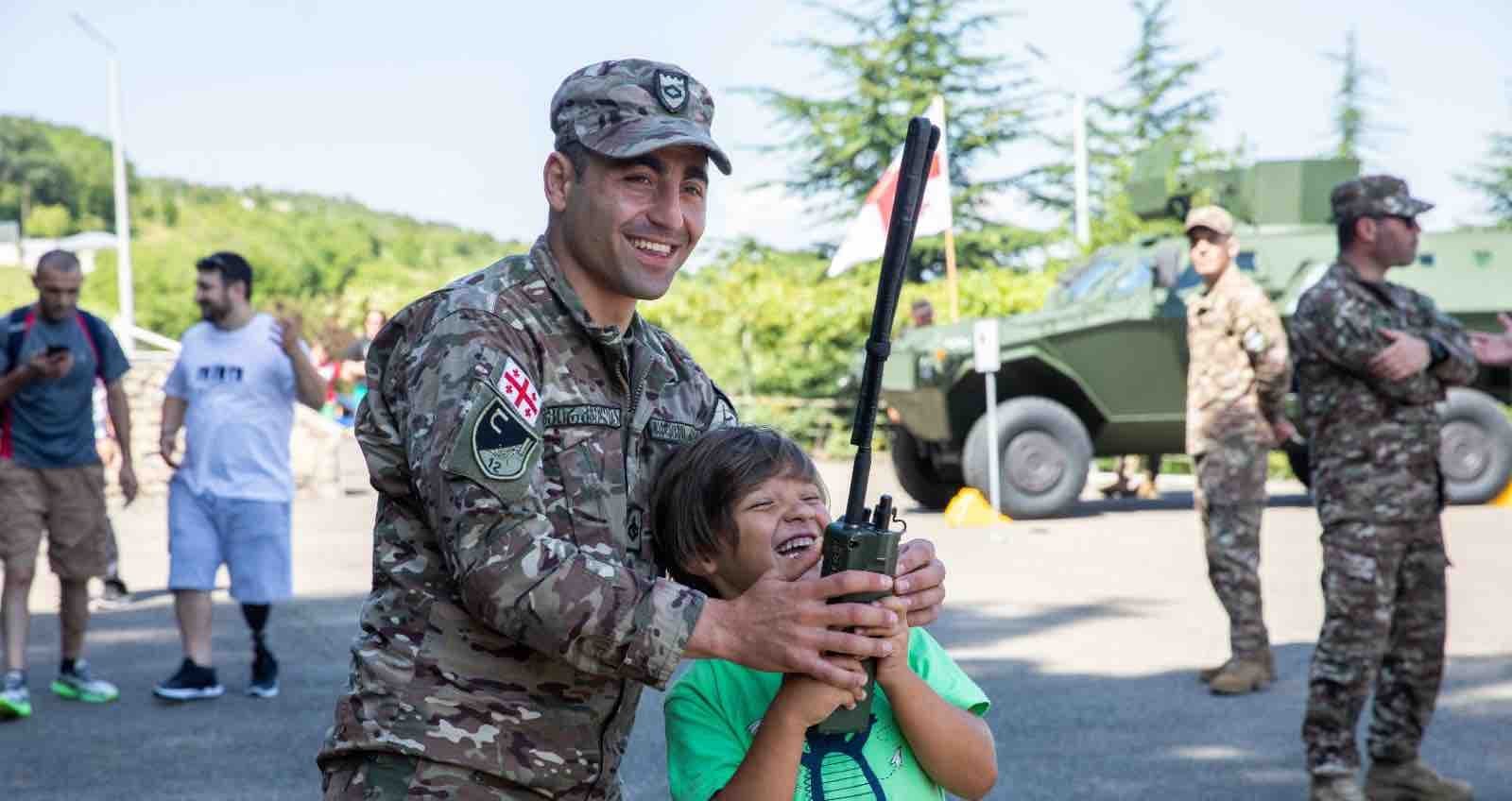 Frontnews image description