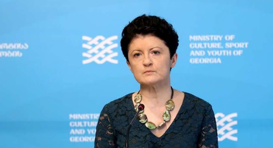 თეა წულუკიანი – ბატონი კუბილიუსი და ქალბატონი, გვარი აღარ მახსოვს, უკვე ძალიან შორს მიდიან