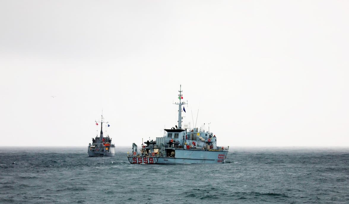 Frontnews image description