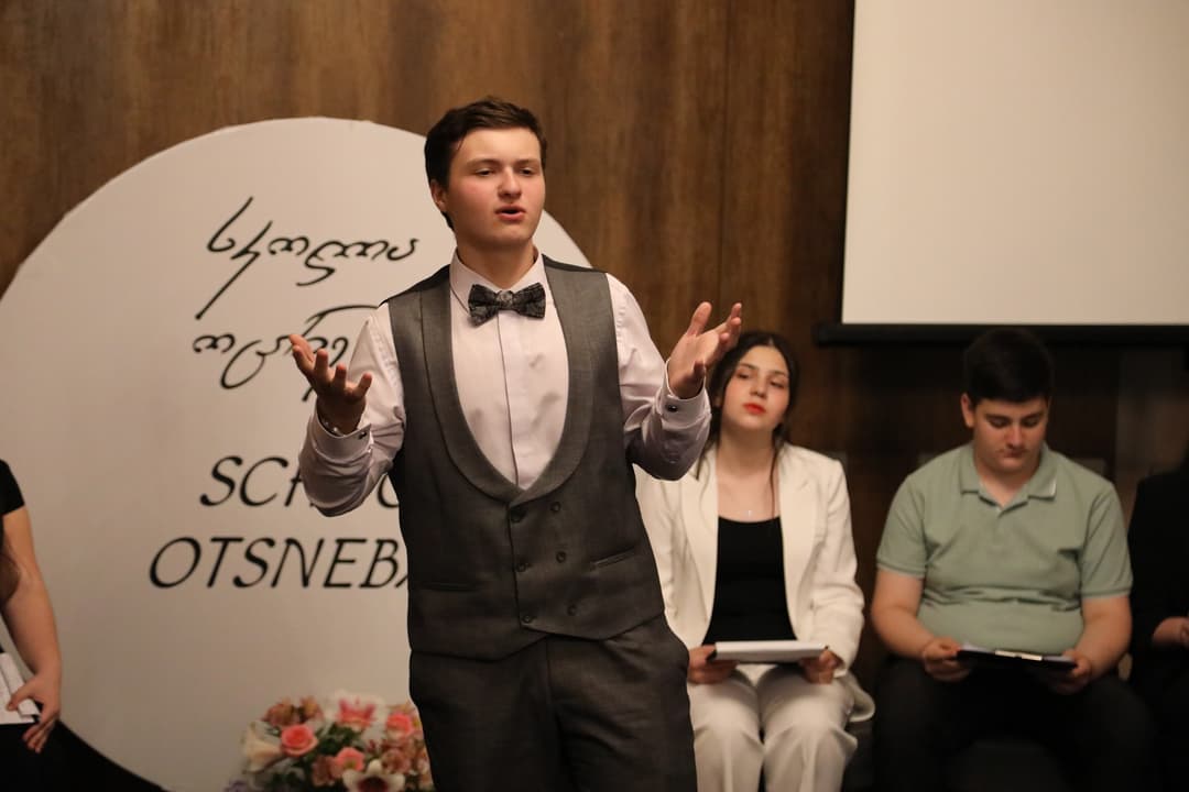 წყალტუბოში, სასტუმრო “პრომეთეს” საკონფერენციო დარბაზში შეხვედრა გაიმართა