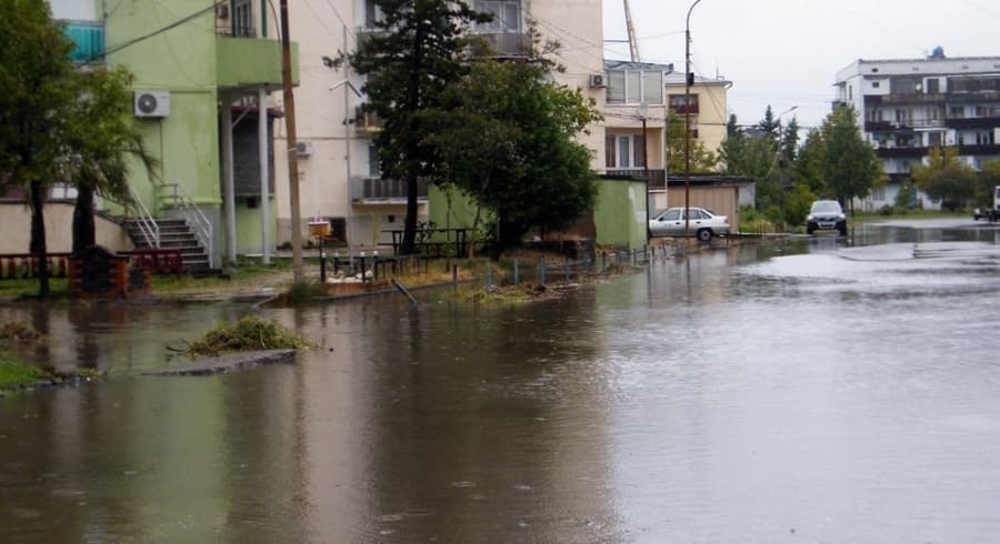 Heavy rain floods streets, basements in coastal city of Poti