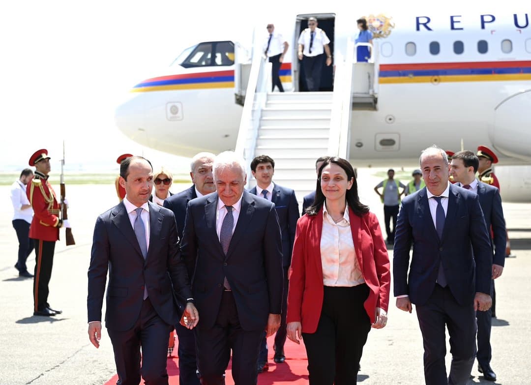 სომხეთის რესპუბლიკის პრეზიდენტმა საქართველოში ოფიციალური ვიზიტი დაიწყო