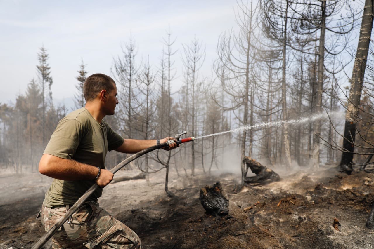Frontnews image description
