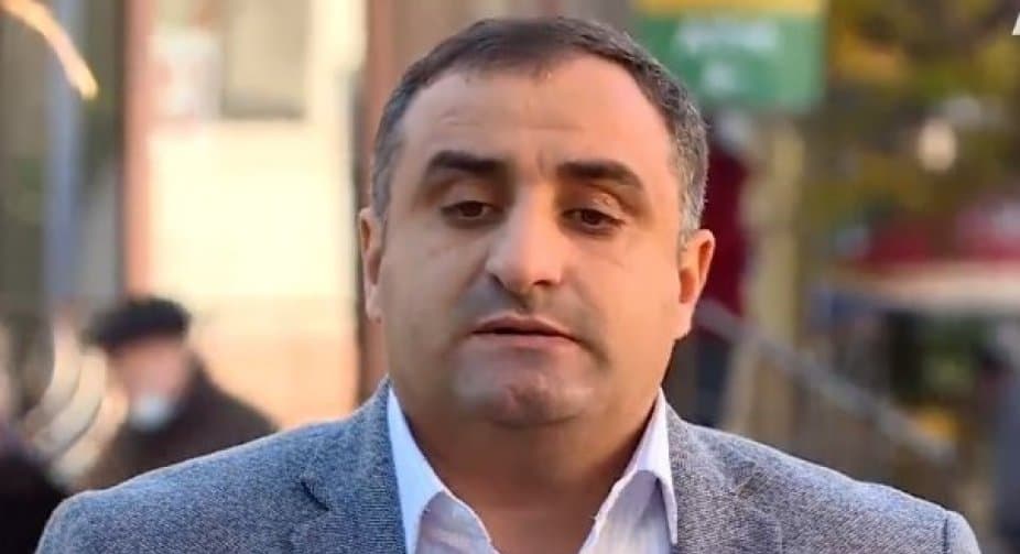 რეზო ხარაზი – საკრებულო უუნარო, მერი შვებულებაში და ქალაქი არის უპატრონოდ მიგდებული