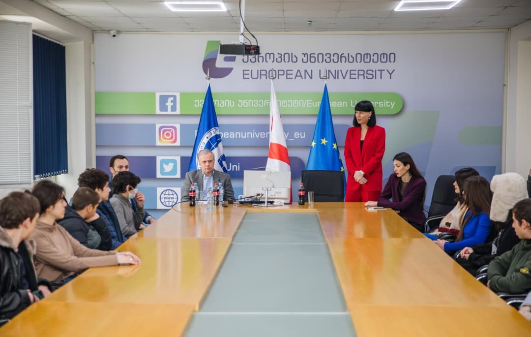 “ევროპის უნივერსიტეტში” გიორგი ხელაშვილის საჯარო ლექცია გაიმართა