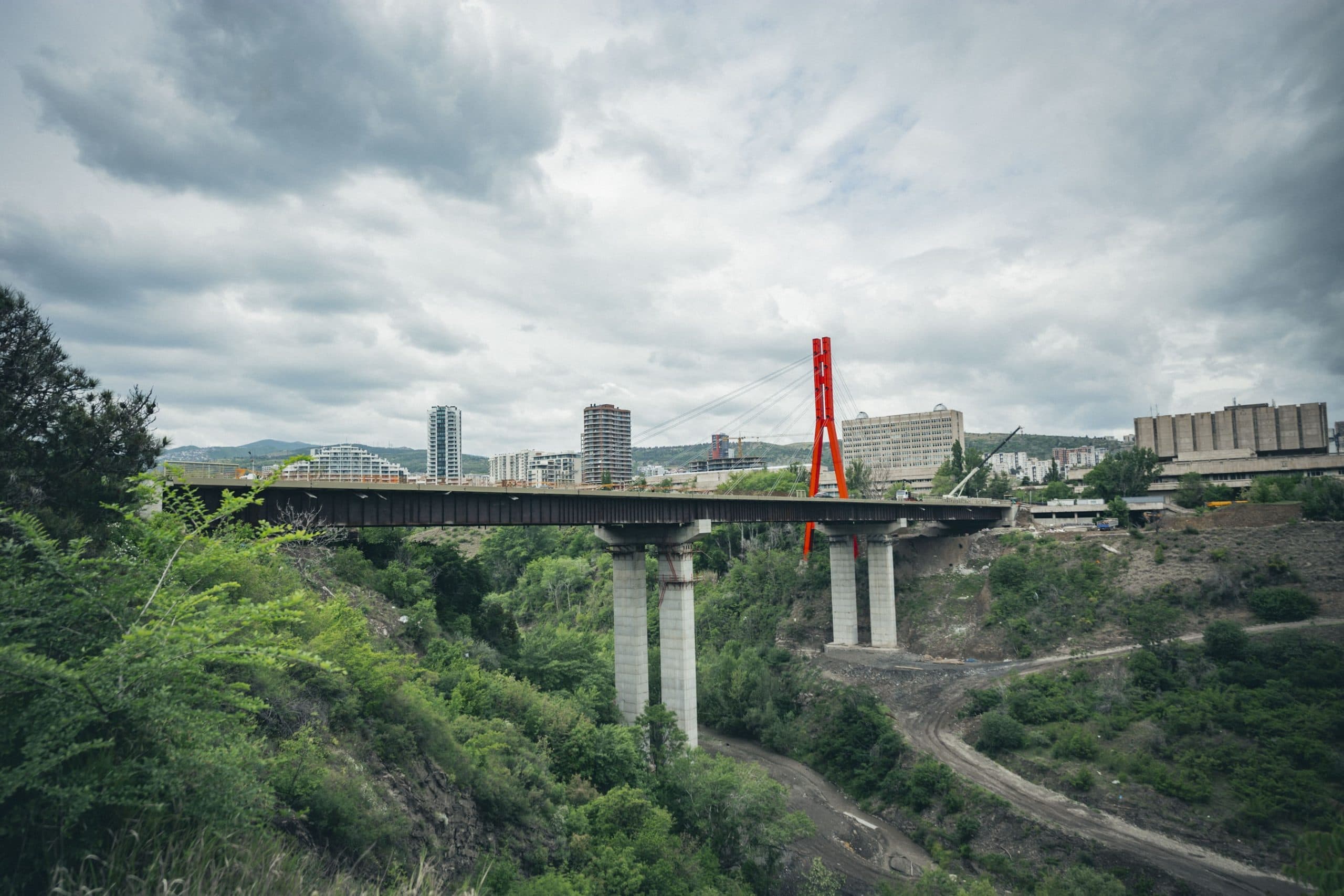 Frontnews image description