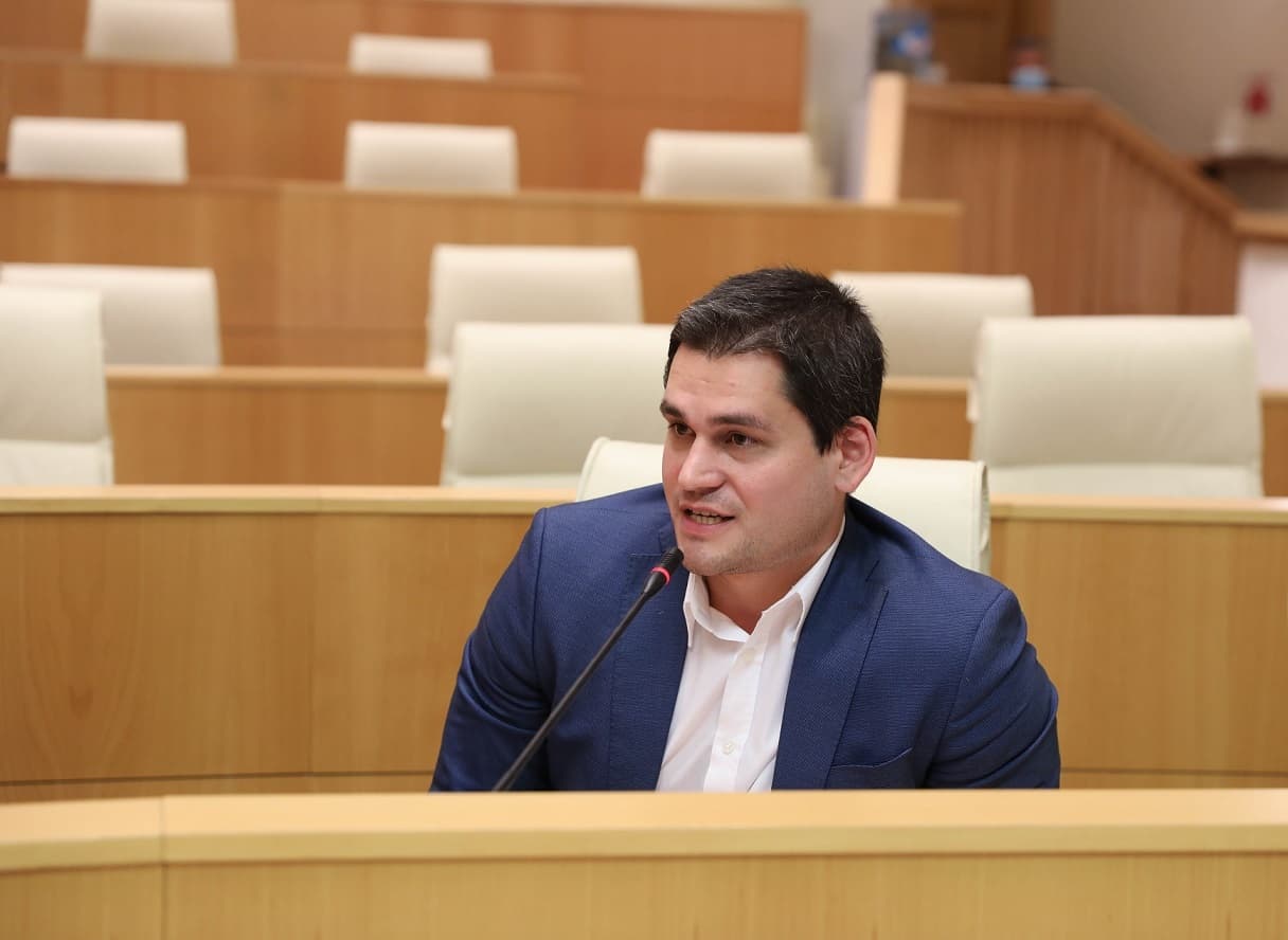 Frontnews image description