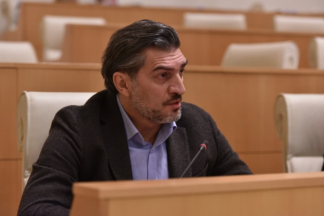 მიხეილ ყაველაშვილი – დაიქირავეს უცხოელი ტრენერი სიტუაციის მოსამზადებლად, რომ მოხდეს ხელისუფლების დამხობა, გადაყენება, რევოლუციური სცენარის განხილვა