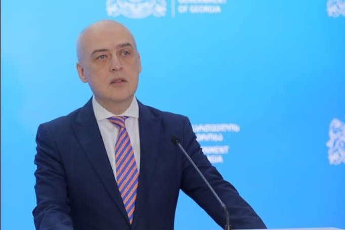 დავით ზალკალიანი – მინდა, მადლობა ვუთხრა ბატონ პრემიერ-მინისტრს, ბატონ ირაკლის ნდობისთვის, მხარდაჭერისთვის, გვერდში დგომისთვის