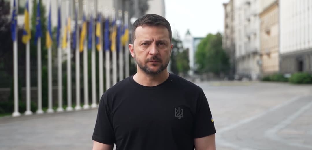 ზელენსკი – უკრაინას სჭირდება აუცილებელი საშუალებები რუსული სამხედრო ავიაციის გასანადგურებლად