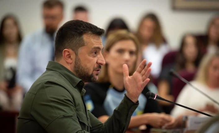 Ukrainian military will liberate Bakhmut, two other major cities – Zelenskyy