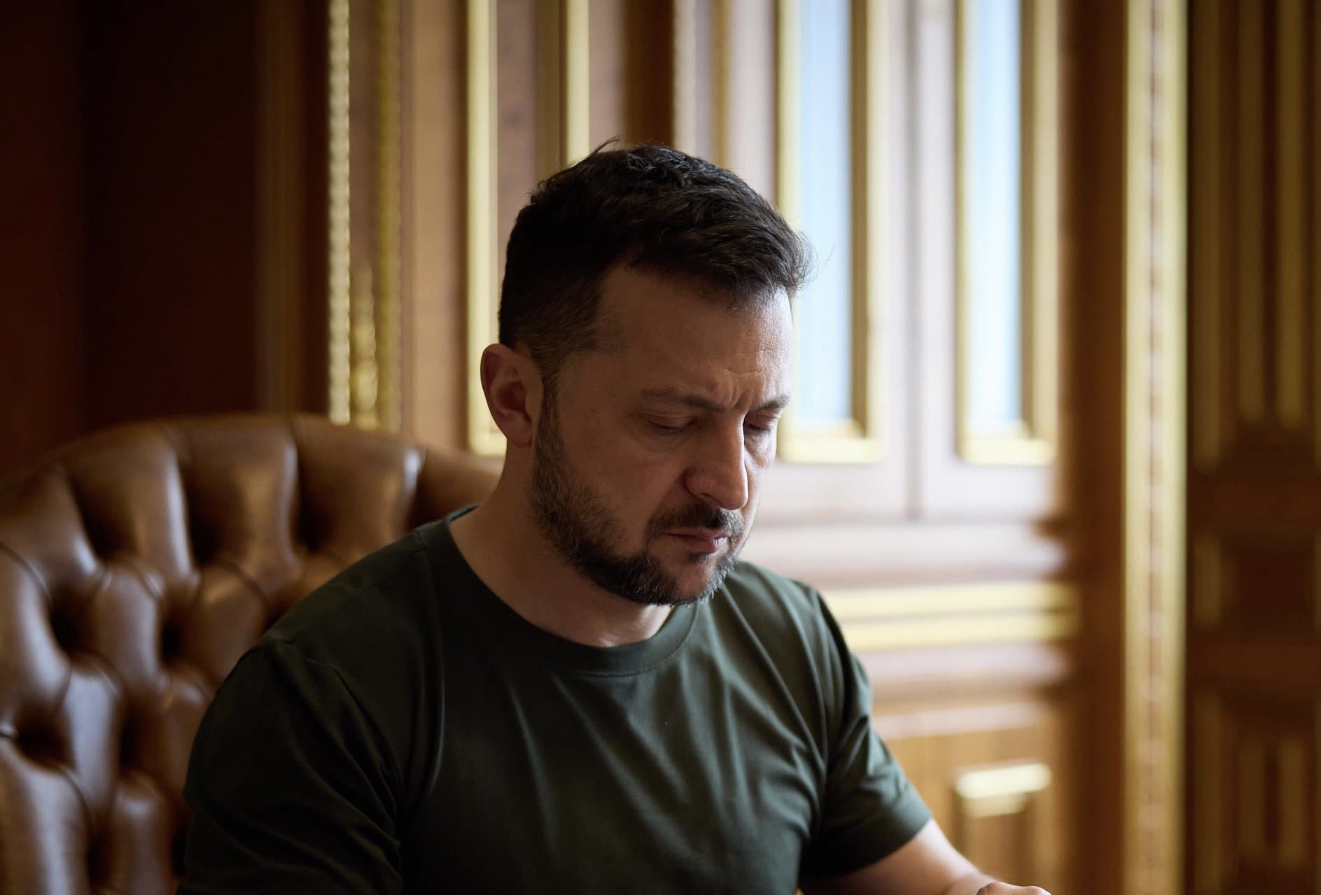 Frontnews image description