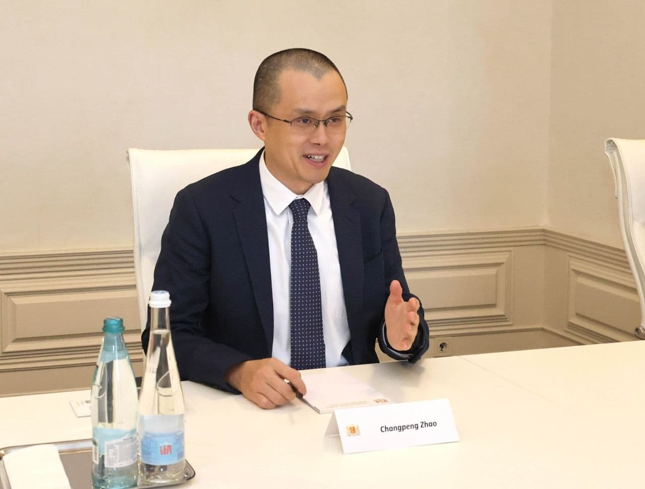 Frontnews image description