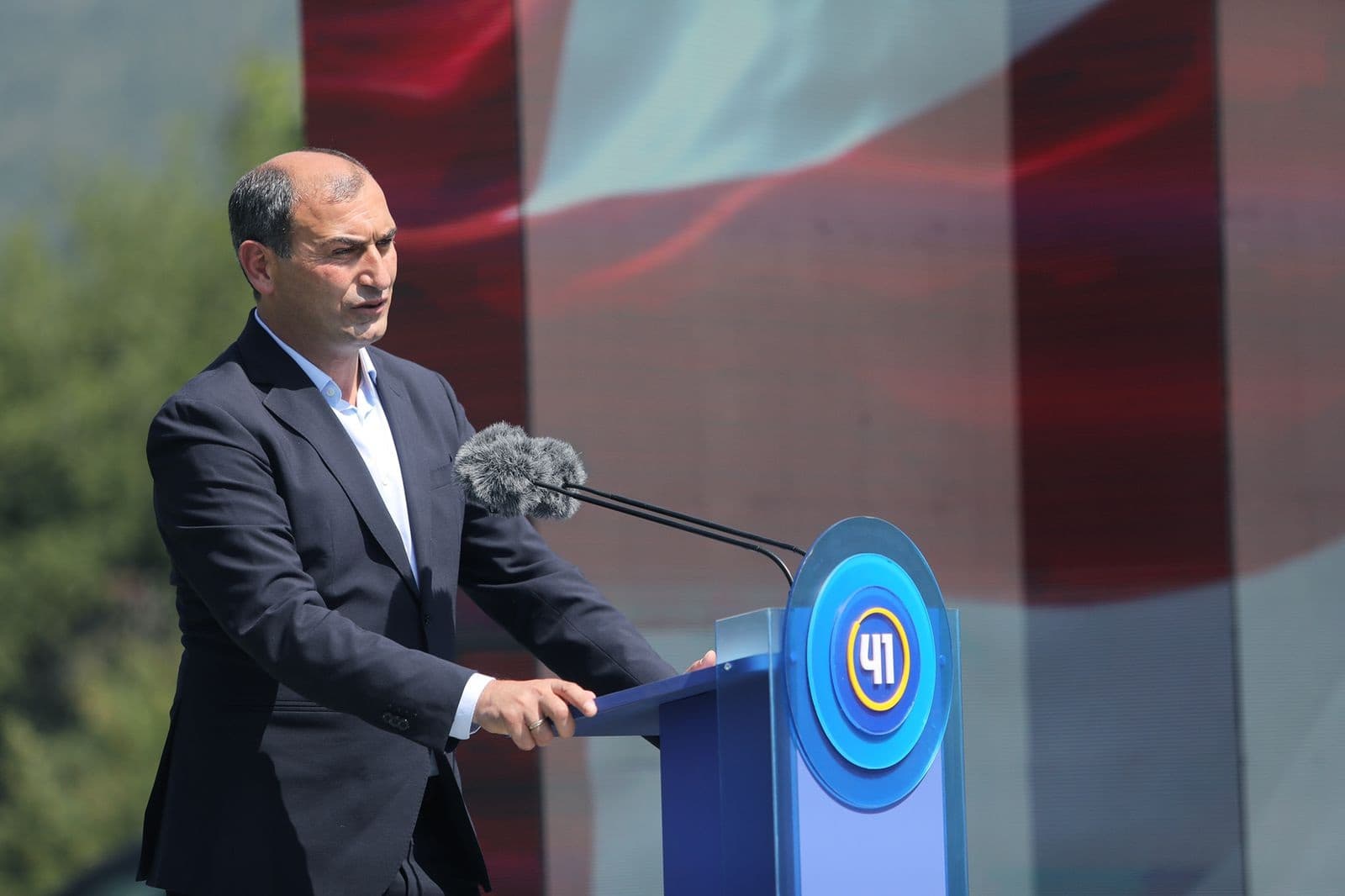 Frontnews image description