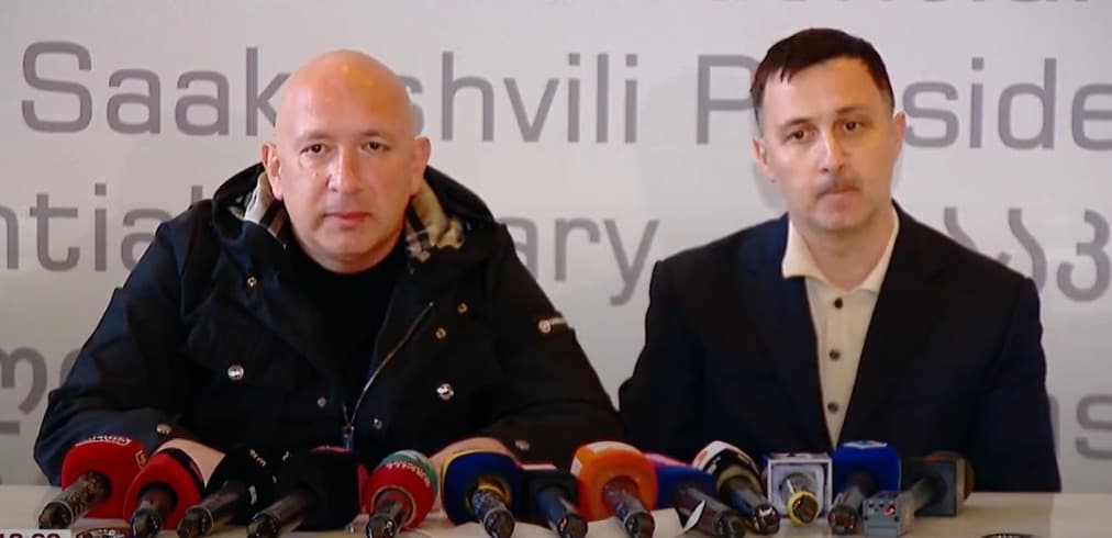 დავით სააკაშვილი – შალვა, როგორც თარჯიმანს პატივს გცემდი, ჩემთან რომ მუშაობდი, ძალიან მიმძიმს ამაზე საუბარი, რაც დღეს იკადრე